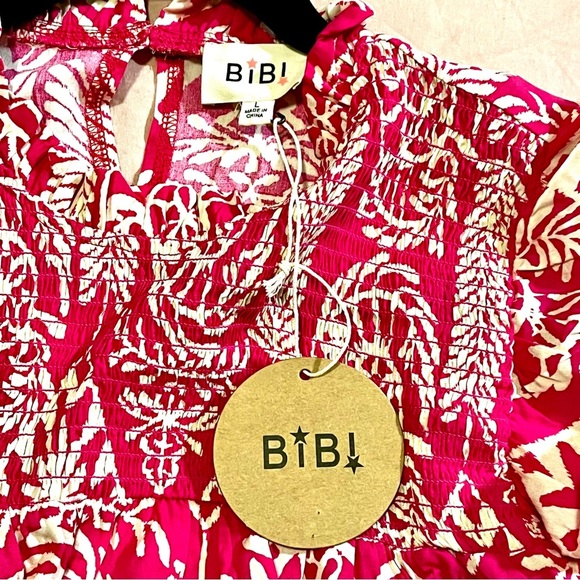 BiBi Women's Bold Pink Paisley Print Smocked Cap Sleeves Flowy Relaxed Tribal L - Picture 7 of 9